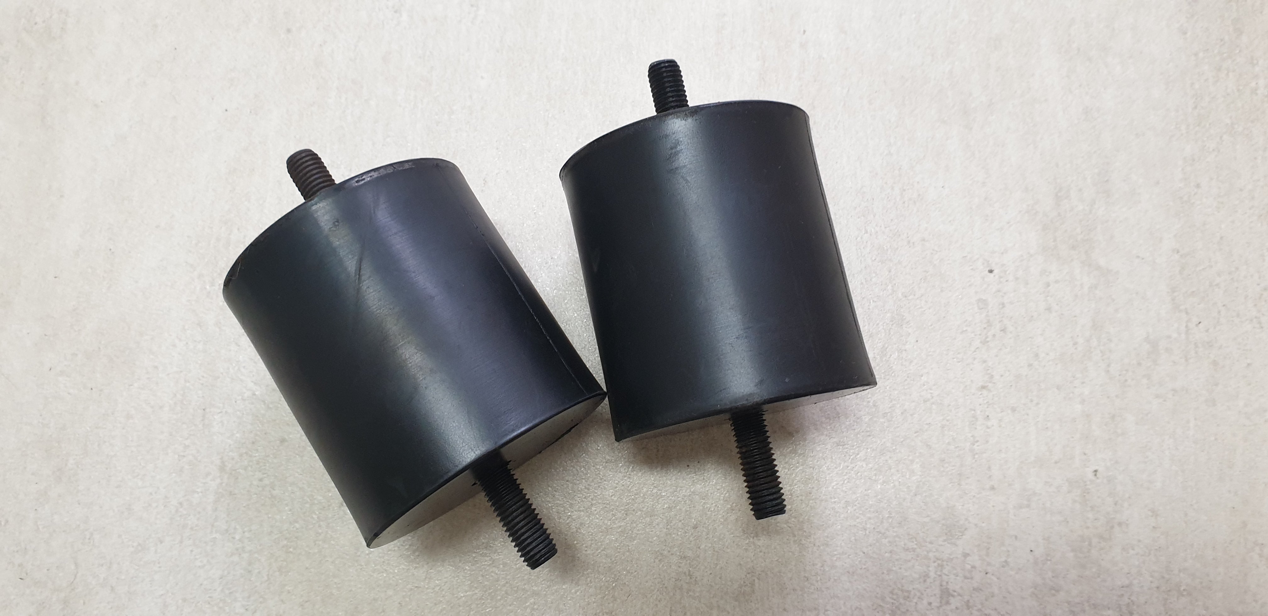 old version*** E36 & E46 heavy duty rubber engine mounts – SKIDSHOP