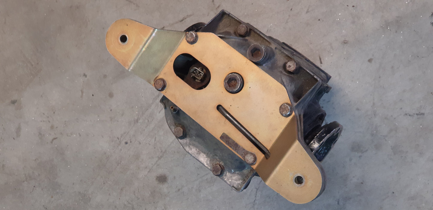 E36 type 188 Differential reinforcement plate