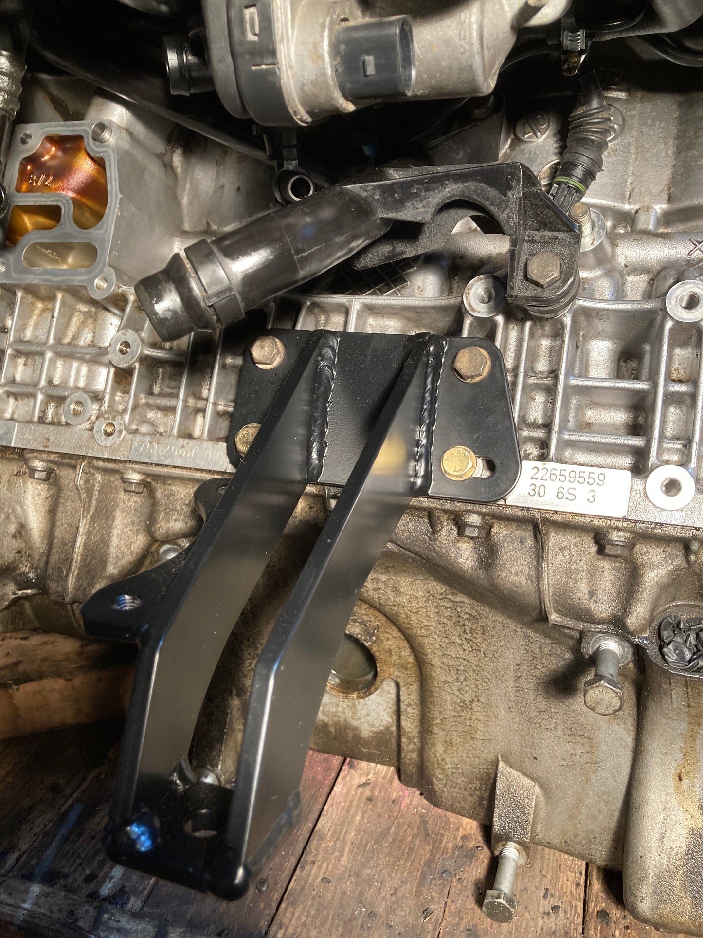 M5x swap engine mounts - zinc plated