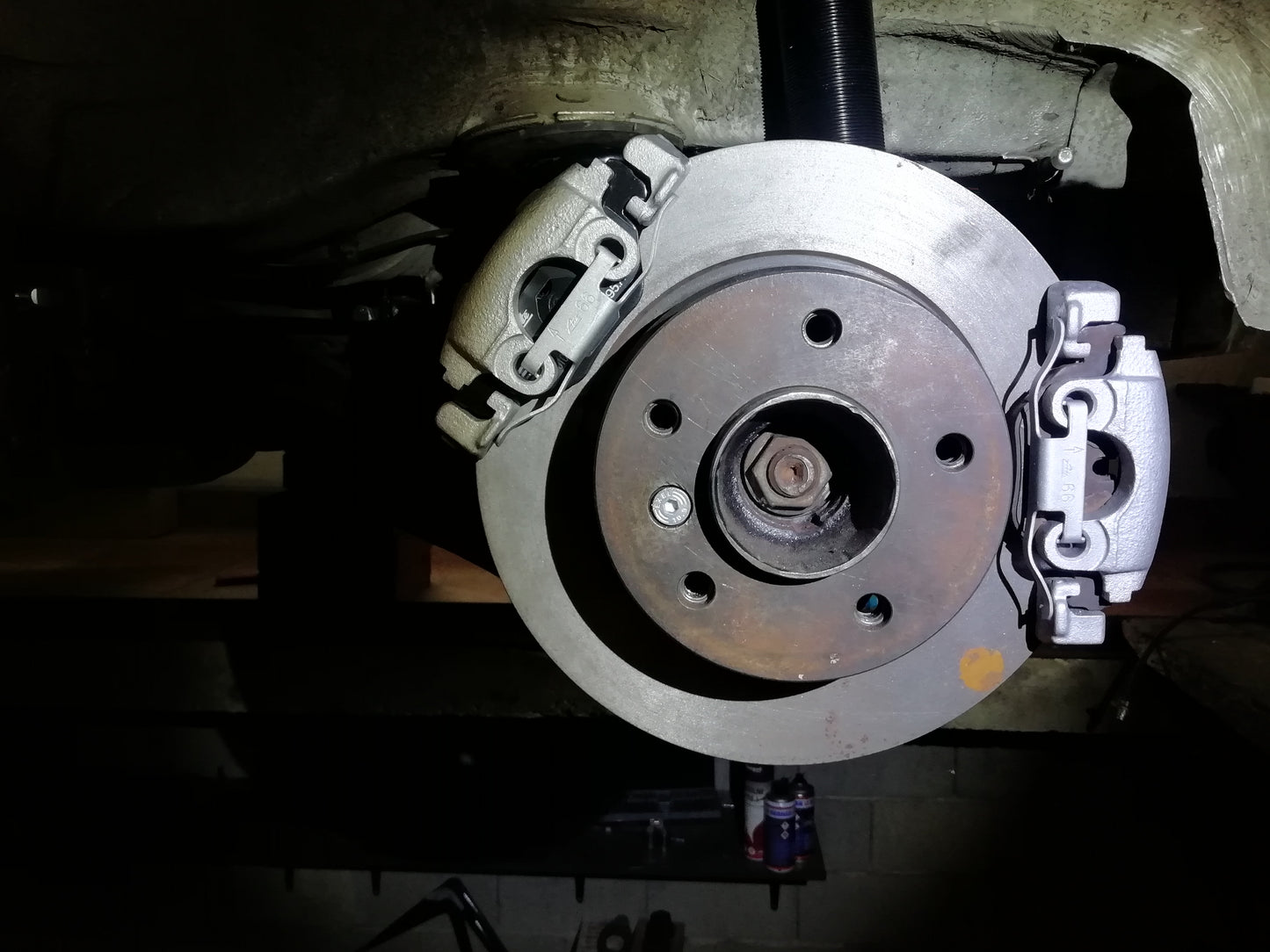 E36 Compact rear disc brake conversion bracket with hardware