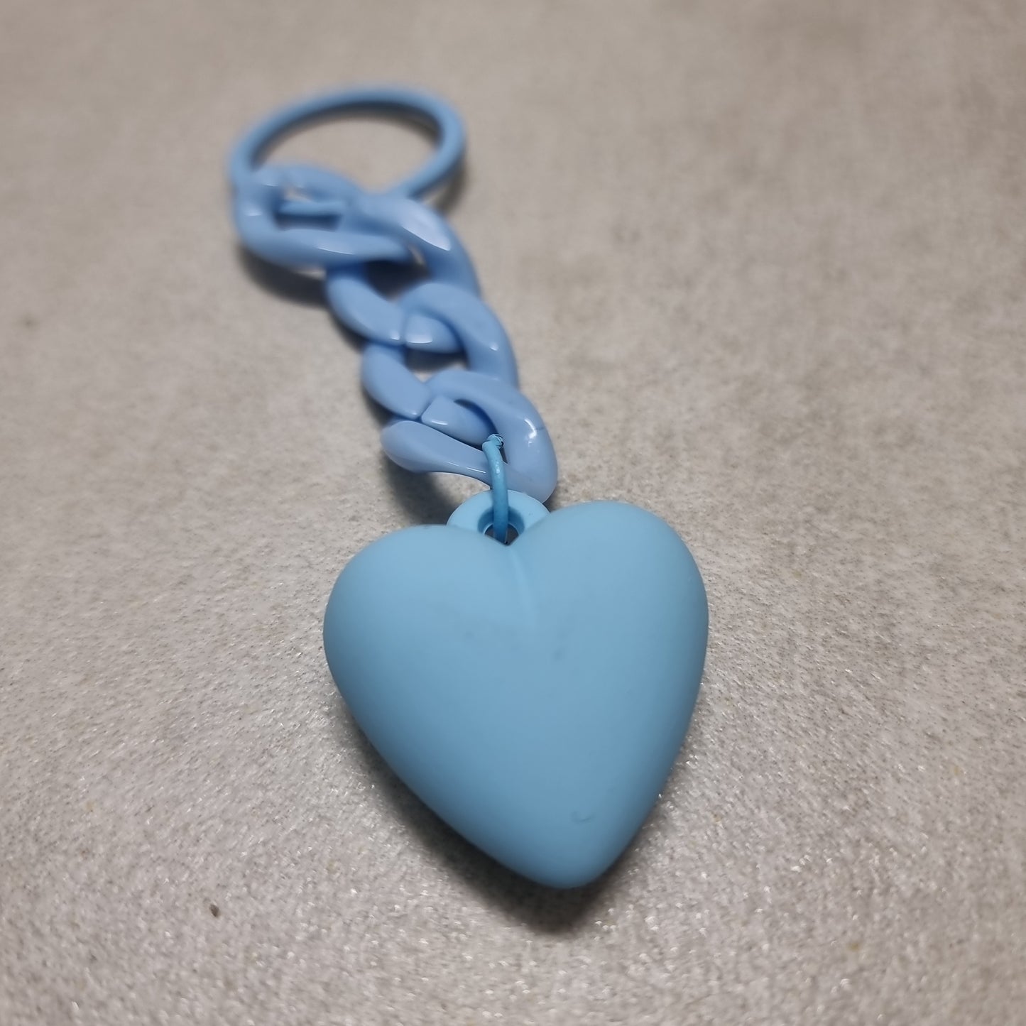 3D matte heart keychain