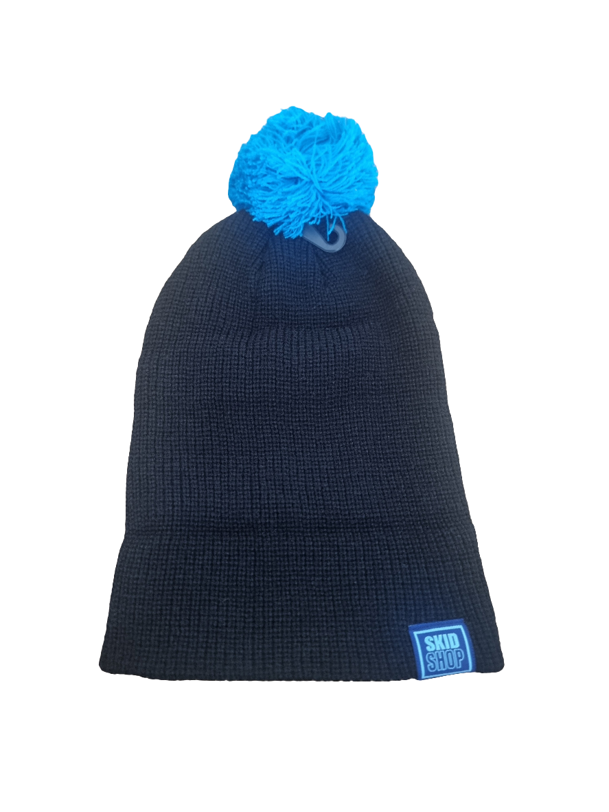 Ski beanie with pompom