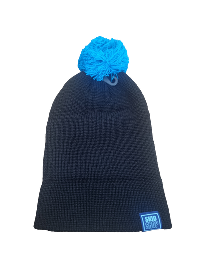 Ski beanie with pompom