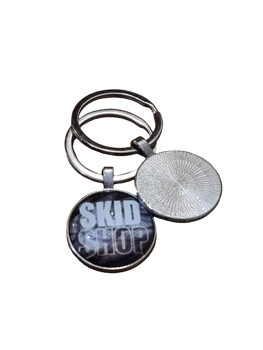 Skidshop simple metal keychain