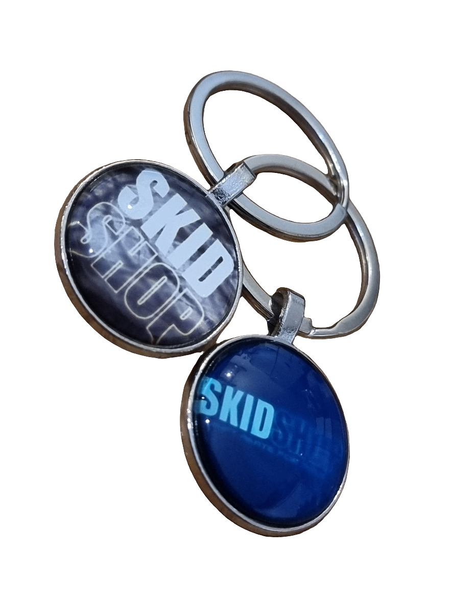 Skidshop simple&smol metal keychain