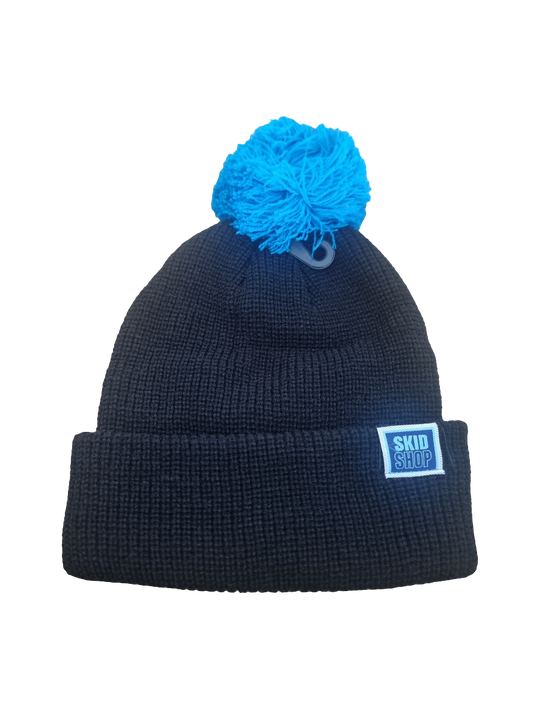 Ski beanie with pompom