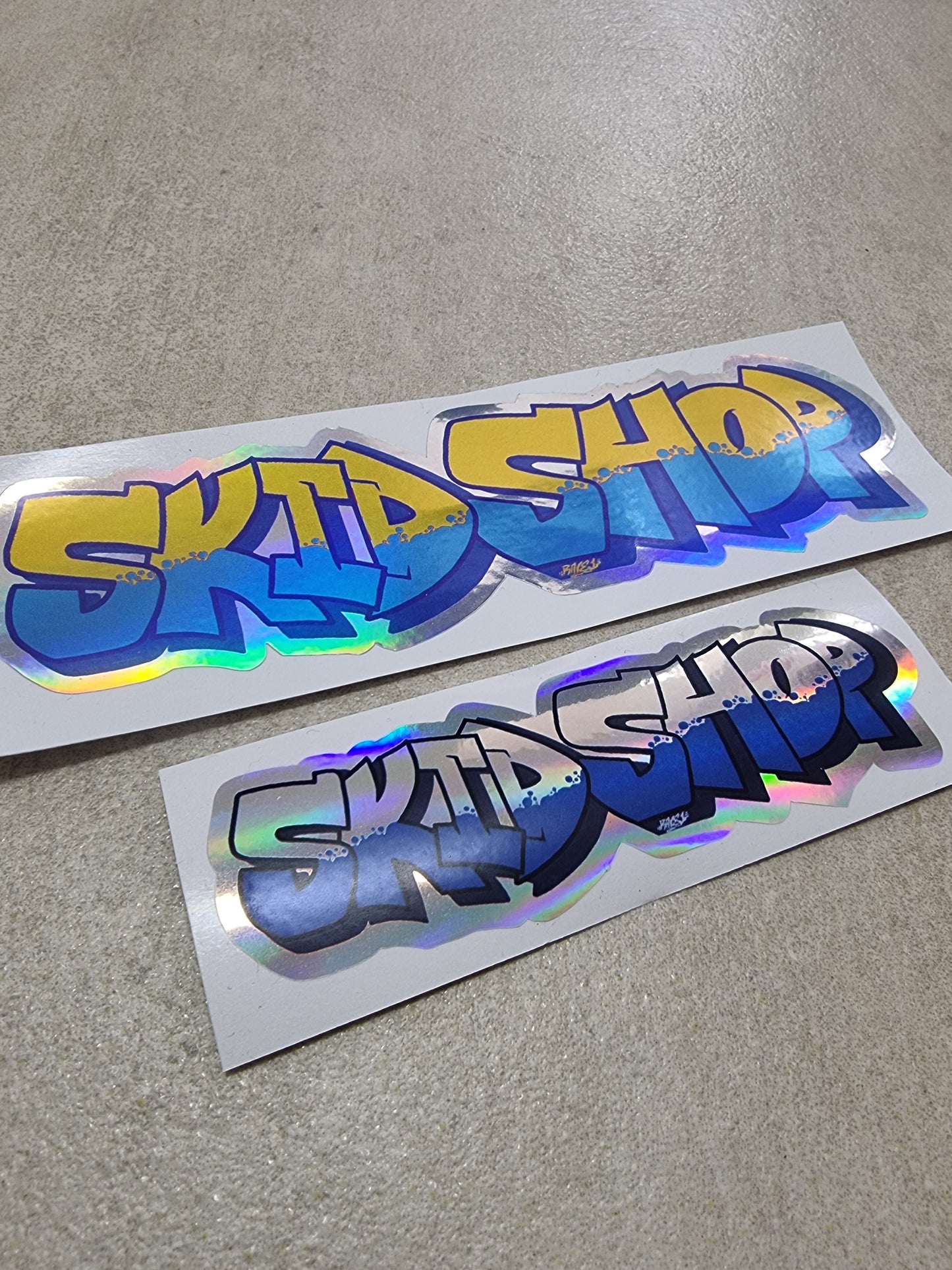 SkidShop graffiti sticker Ravel® design