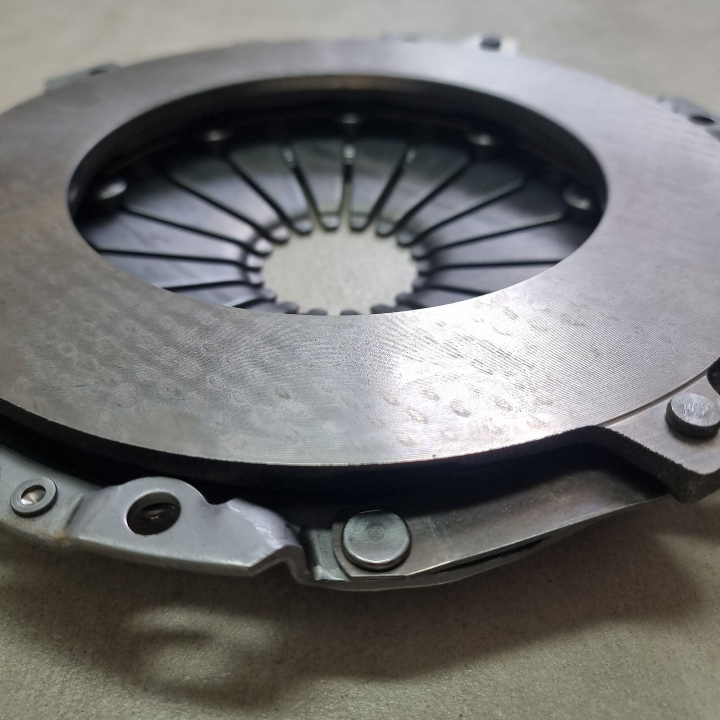 standard 240mm clutch pressure plate with throwout bearing