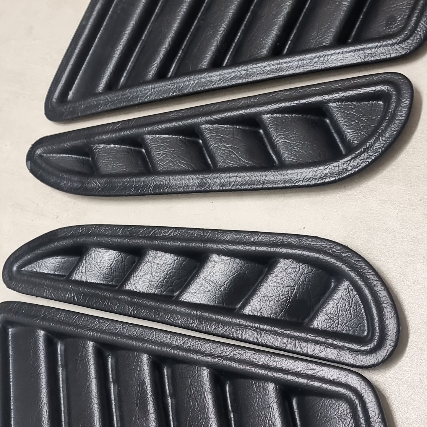 e36 / e46 hood vents