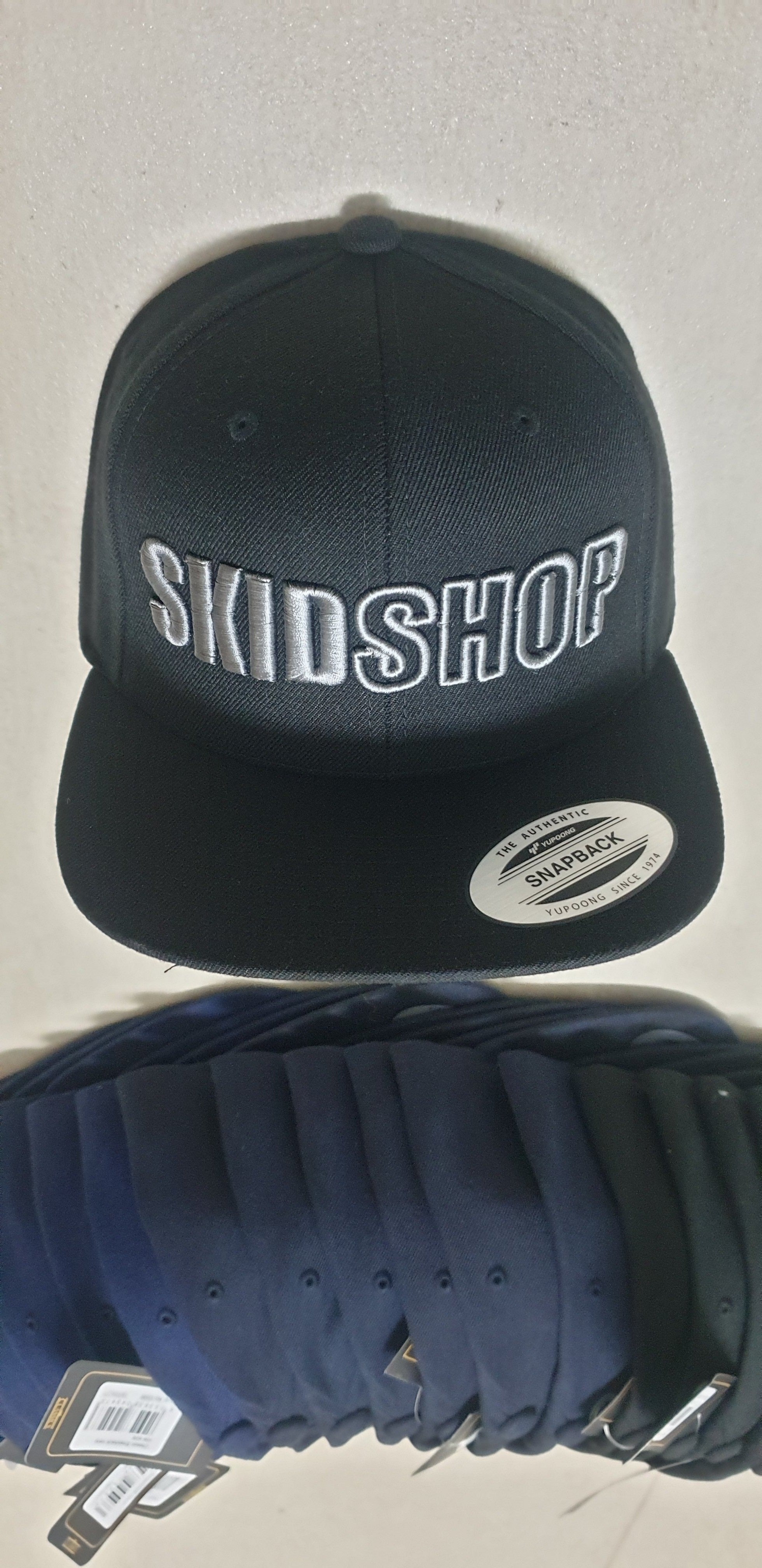 SkidShop Asphalt Grey Snapback – SKIDSHOP