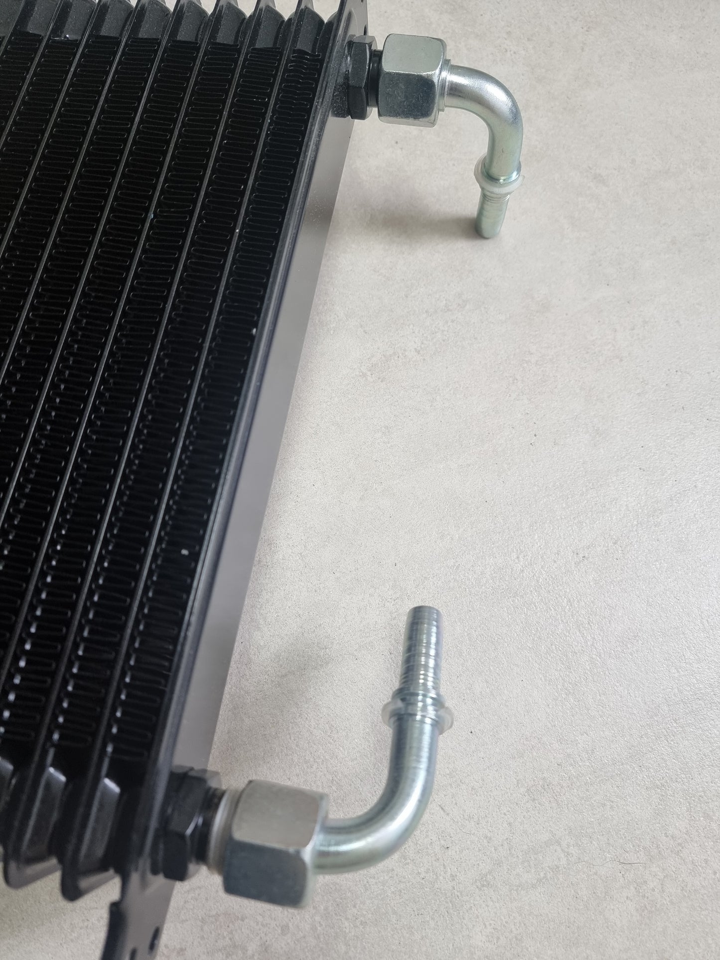 90° barb fitting for oil coolers